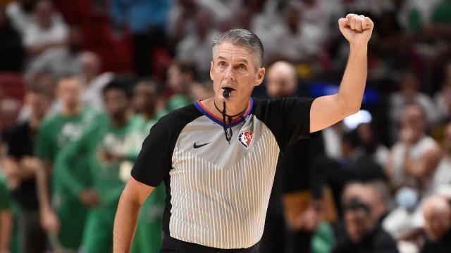 开云平台中国-【观察】NBA延迟响哨是在等球进？裁判主管亲自辟谣