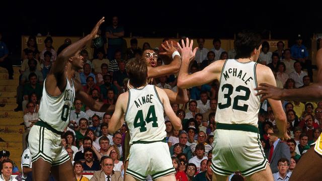 1655743504602038747.jpeg kareem-celtics.jpeg